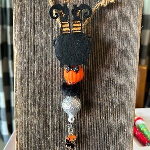 Halloween Witch Hat Beaded Keychain